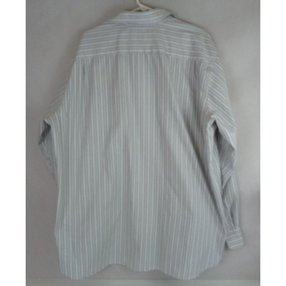 Eddie Bauer Wrinkle Restistant Classic Fit Men's Gray Stiped Shirt Size 2XL - Picture 2 of 6